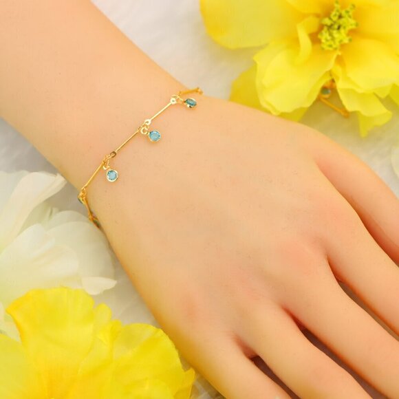 Minimalist Bracelet, Sleek & Modern Design, Women’s Fashion, YC110500-B - Picture 9 of 10